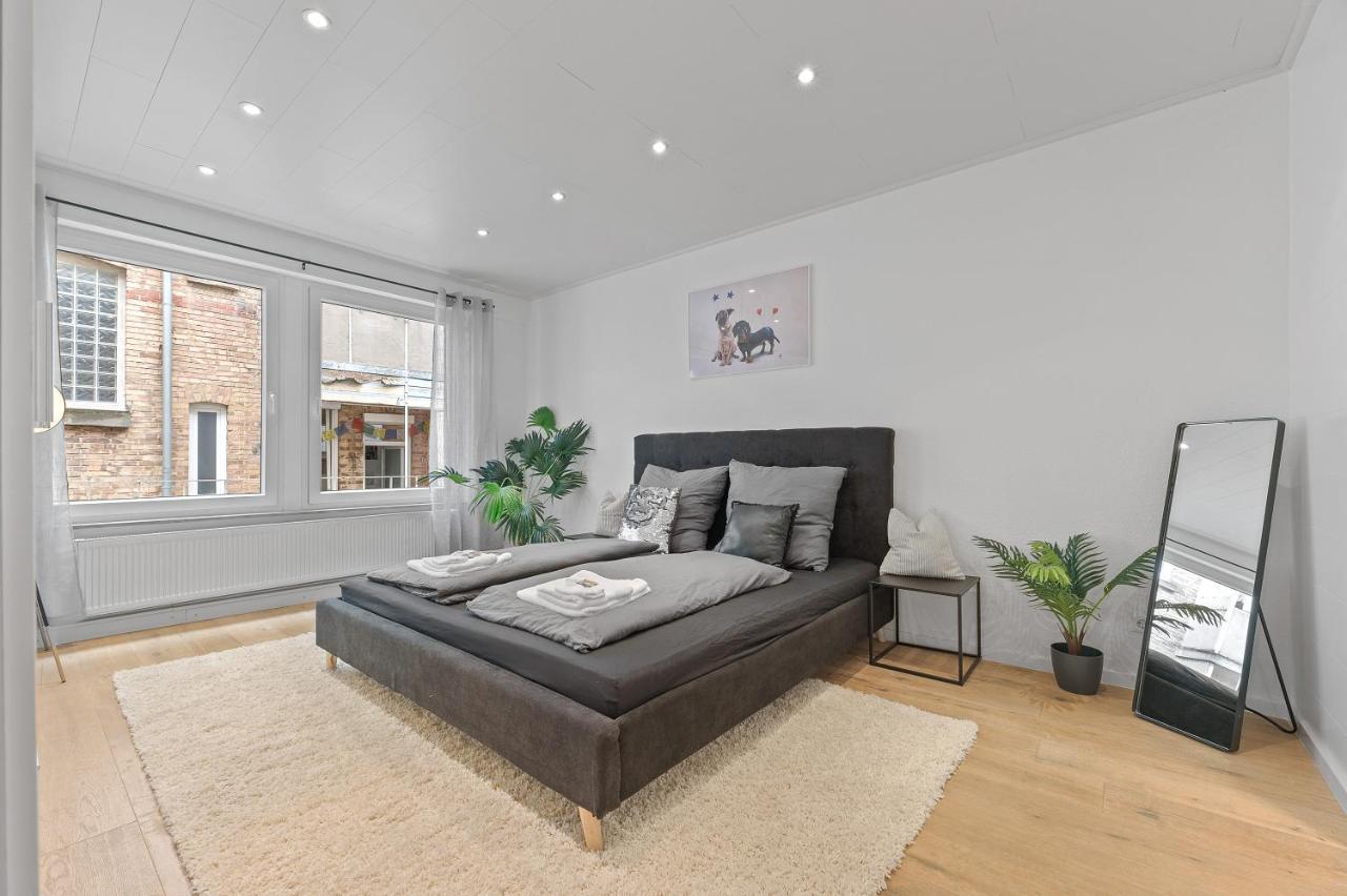 Das Crazy Monkey Loft Mit 100Qm & Summerlounge Apartment Stuttgart Luaran gambar